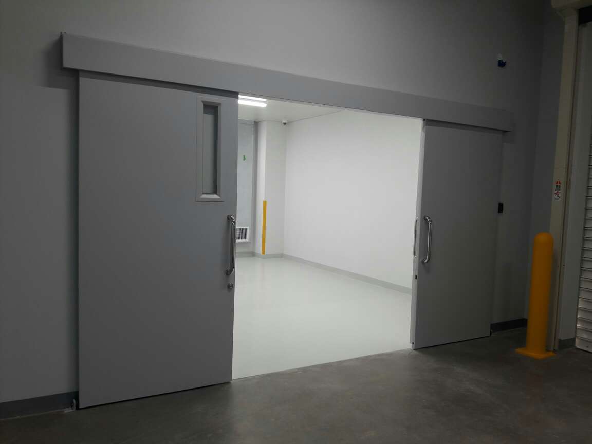 Akses Logistik Double Sliding Door